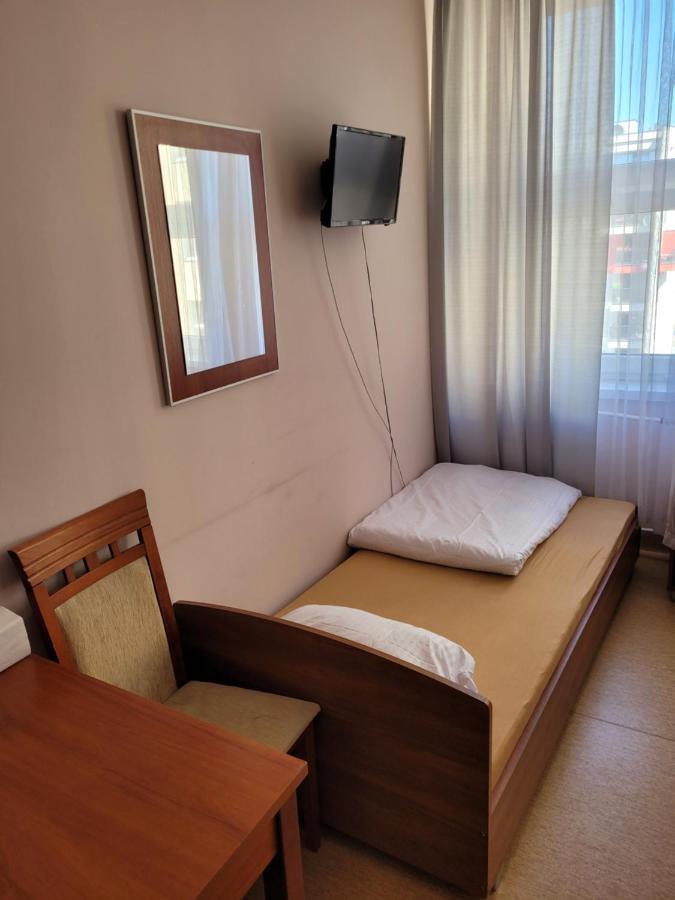 Dom Opieki Nestor Hotel Warsaw Ngoại thất bức ảnh